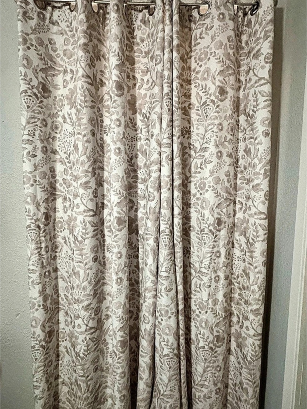 Drift Away Floral Grommet Curtains in Cream & Brown